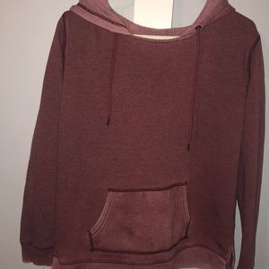 maroon hoodie from american eagle